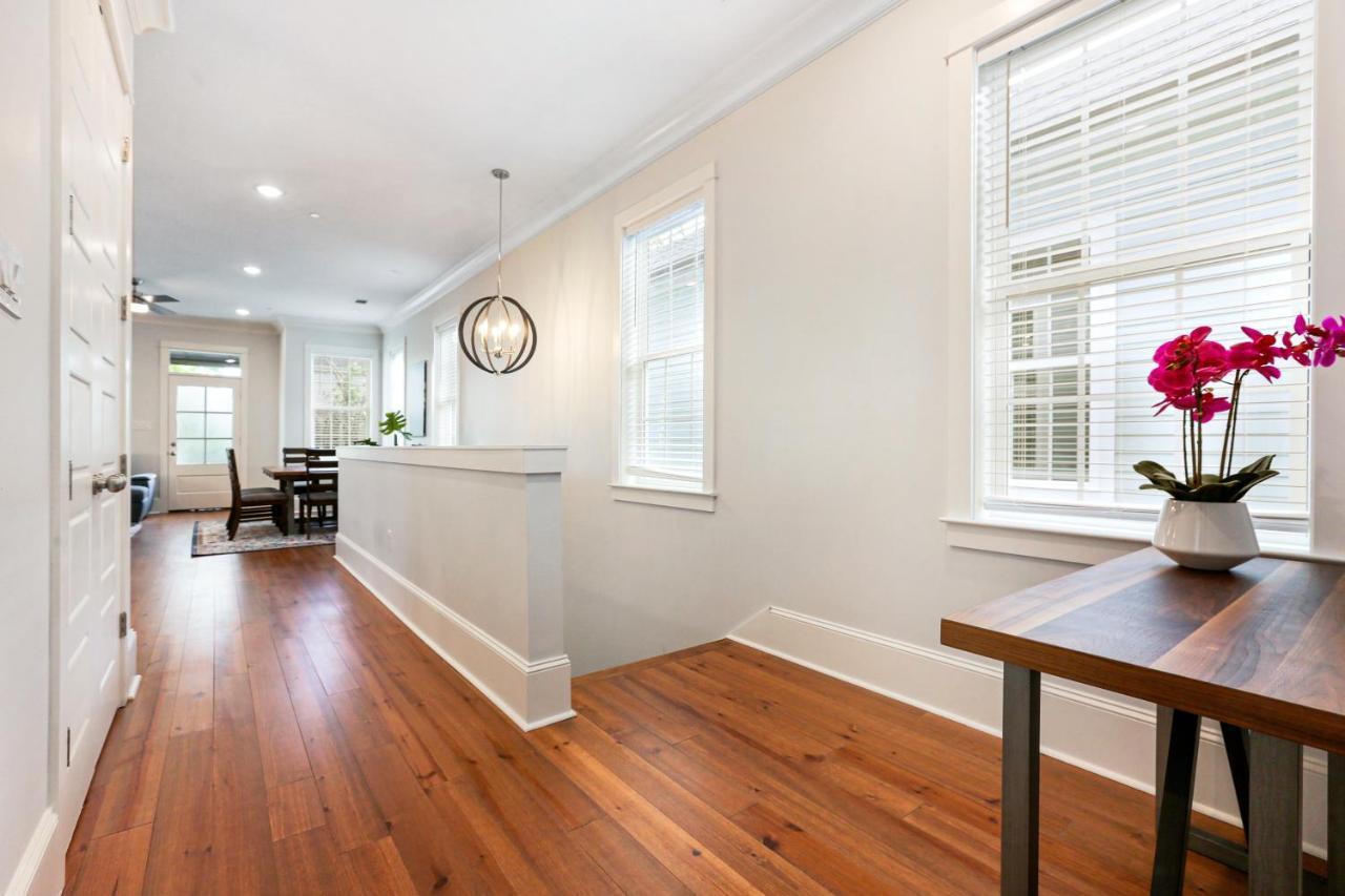 Hosteeva Chic Urban Retreat W Pool Steps To St Charles Ave And Near Bourbon St Apartment New Orleans Luaran gambar